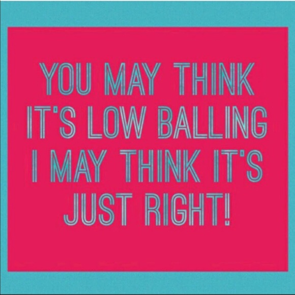 💙WELCOME TO MY CLOSET💙 - Picture 3 of 5